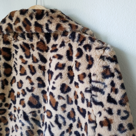 Vegan Fur Leopard Print Coat - Picture 12 of 16
